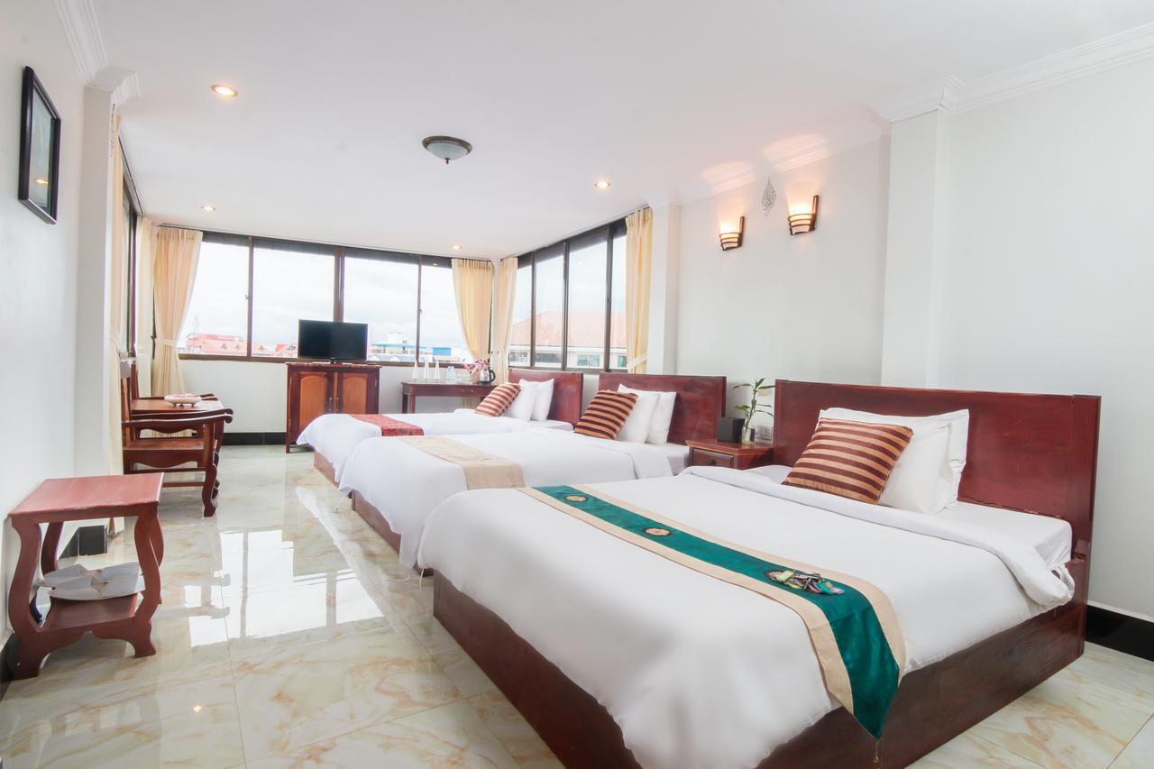 Angkor Udom Guesthouse Сіємреап Екстер'єр фото